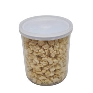 Freeze dried pear pieces